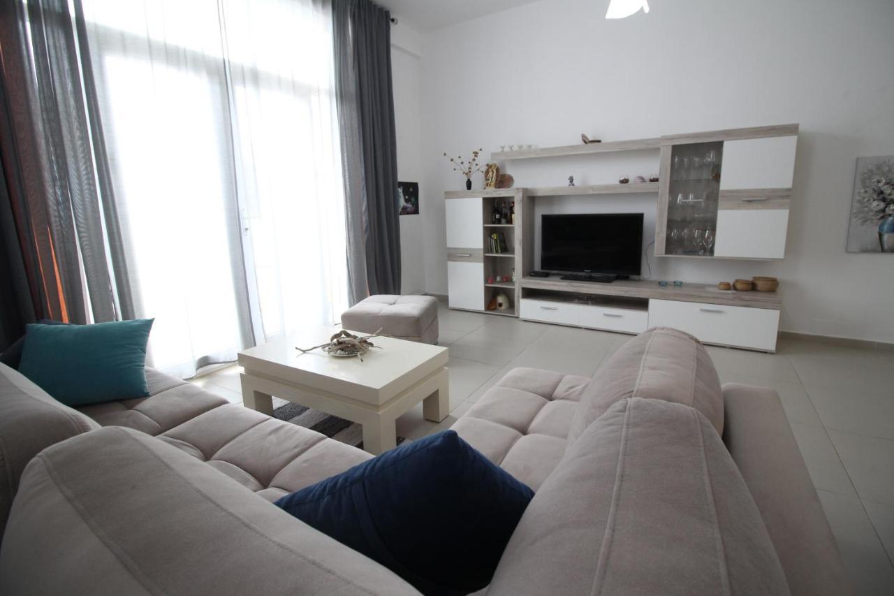 The Bay Apartments Sarandë Exterior foto